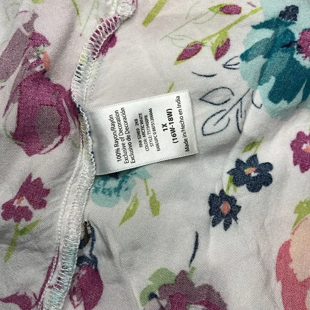 Terra & Sky White Floral lightweight soft woven knit fabric, 3/4-length sleeves